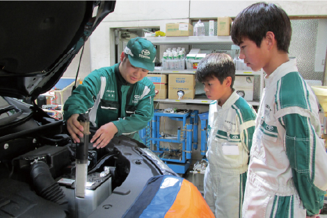 環境にやさしいクルマの販売を推進