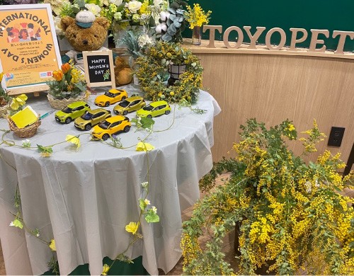 大阪トヨペット店舗での取り組みの様子