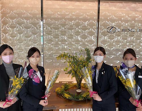 大阪トヨペット店舗での取り組みの様子