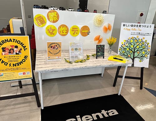 大阪トヨペット店舗での取り組みの様子